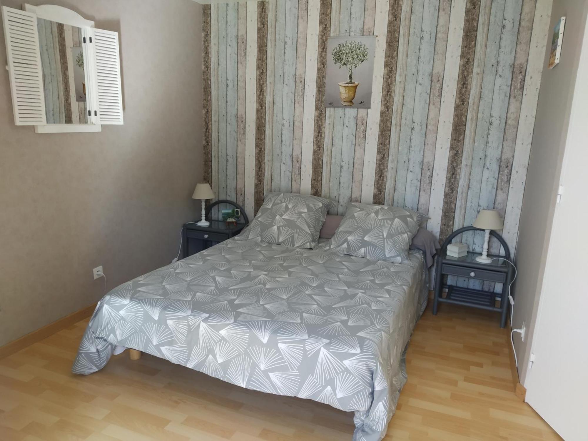 L'Eolyre Bed & Breakfast La Motte-d'Aigues Exterior photo